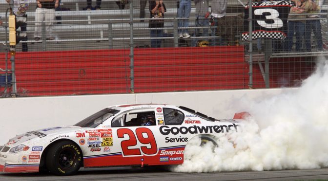Featured Image for A worthy sendoff: No. 29 appearance at Atlanta to evoke memories, emotion from Kevin Harvick