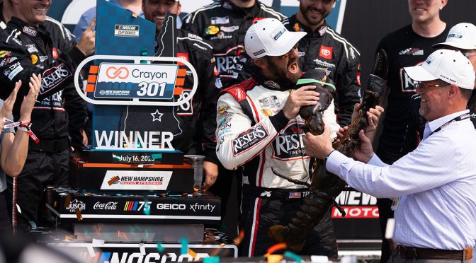 Martin Truex Jr. dominates, scores first New Hampshire victory
