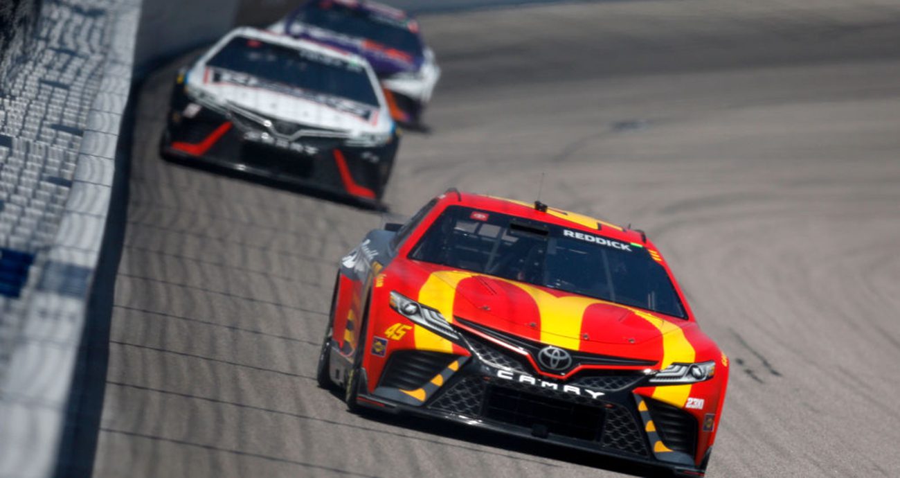 Reddick, Hamlin and Truex drive at Kansas