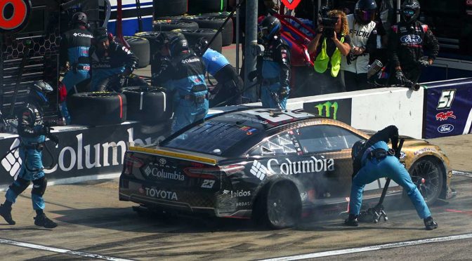Bubba Wallace dips in playoff picture after Stage 2 crash at Kansas