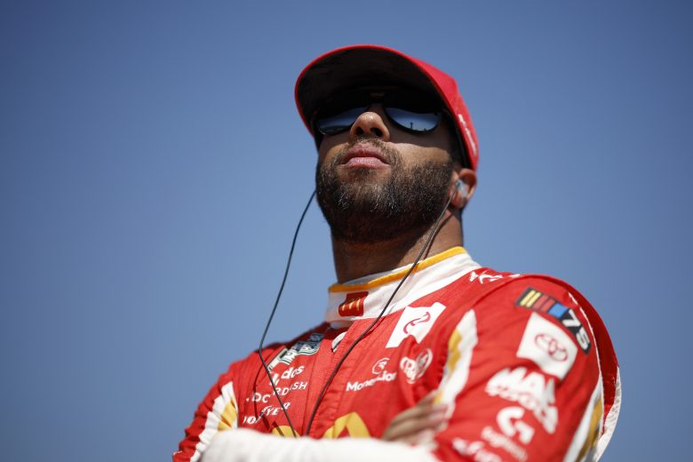 Bubba looks on during qualifying