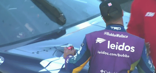 Bubba Wallace and Michael Jordan embrace (Steve Luvender gif)