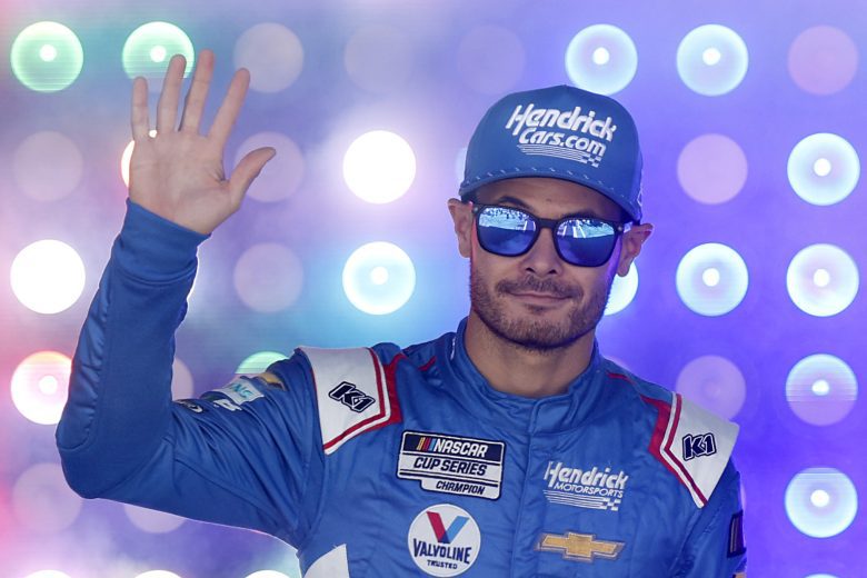 Kyle Larson waves to crowd during driver intros.