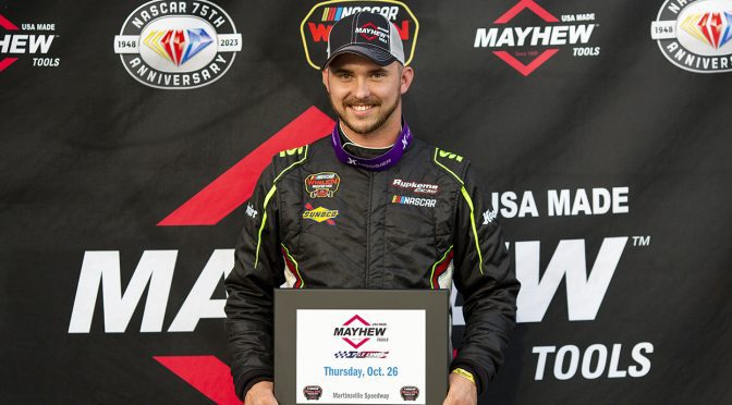 Featured image for Qualifying results: Virginia is for Racing Lovers 200 at Martinsville Speedway