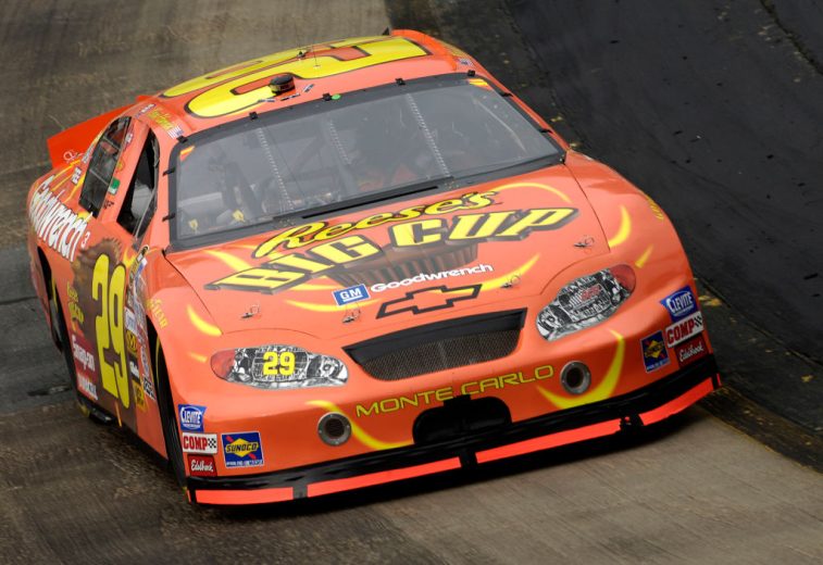 Kevin Harvick drives at Bristol.