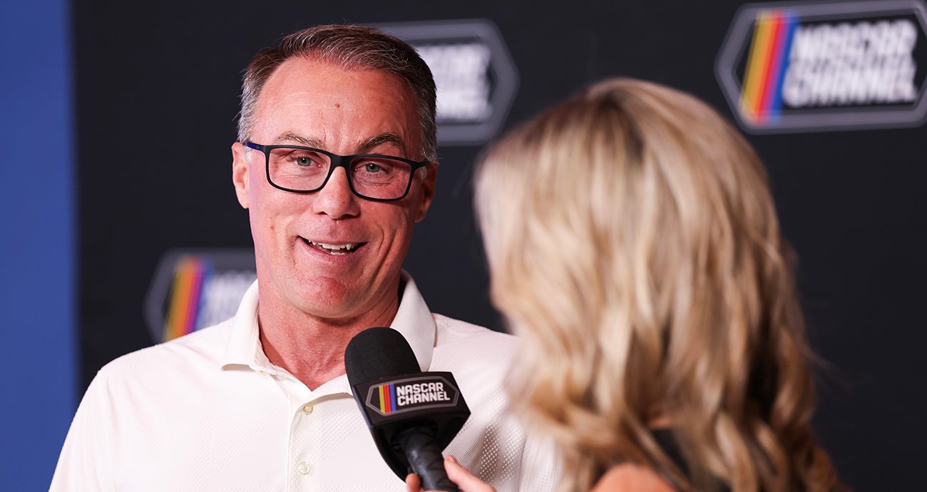 Kevin Harvick talks.