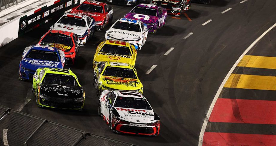 Denny Hamlin leads the pack in the Busch Light Clash at the Coliseum in the No. 11 Toyota.