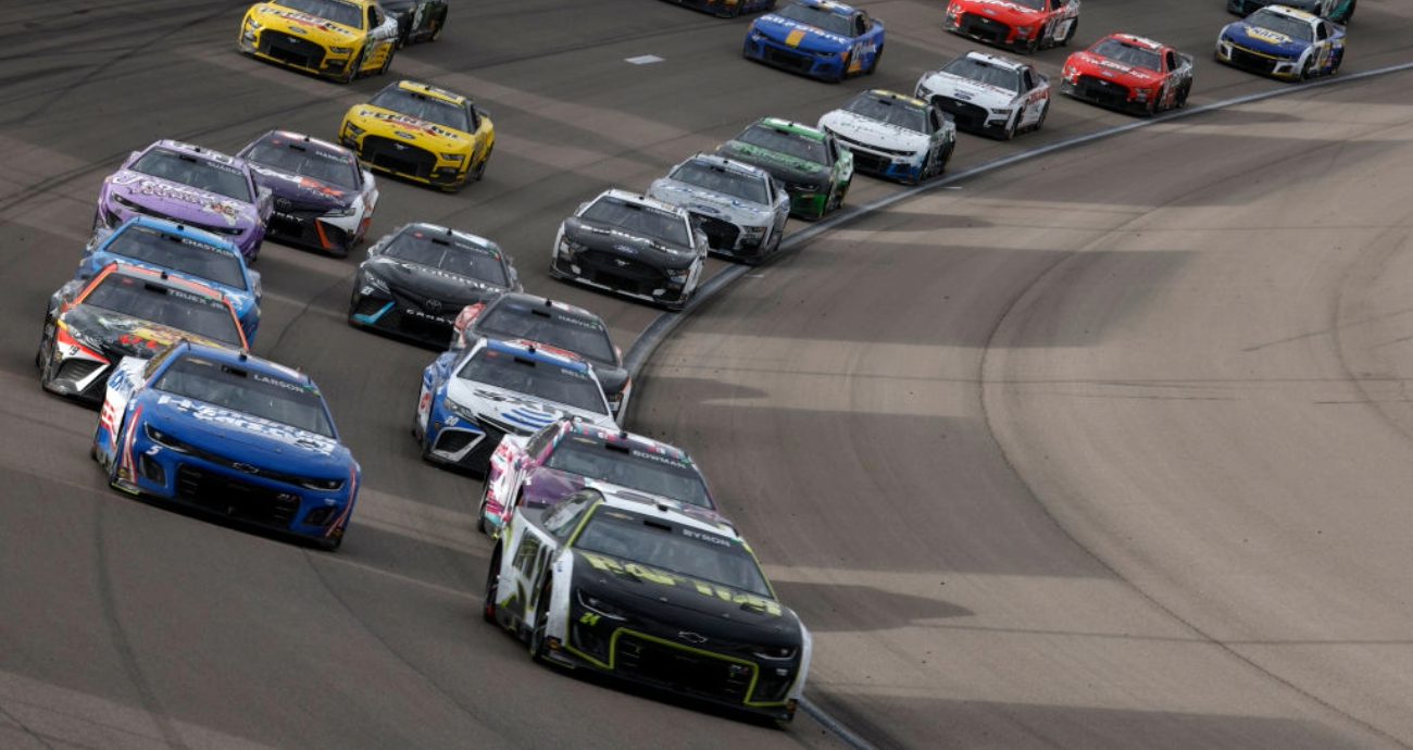 Cup Series drivers race at Las Vegas.
