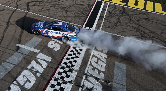 Featured Image for Convincing Las Vegas victory by Larson, Hendrick rings a bell