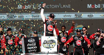 Christopher Bell roars at Phoenix, seals first Cup Series win of the season