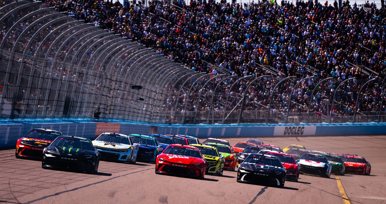 A pack of Toyota cars lead the NASCAR Cup Series field at Phoenix.