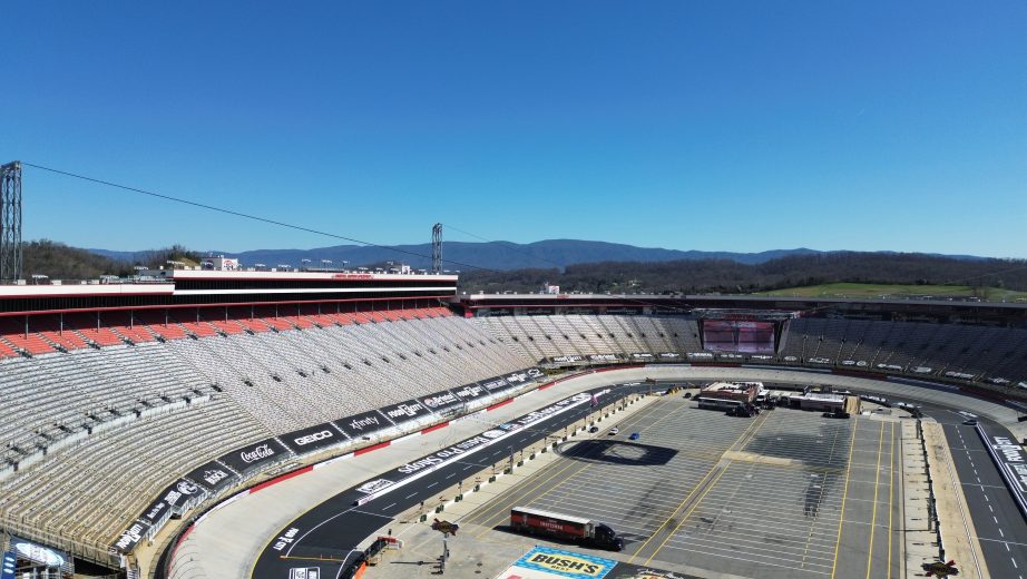 General view of the oval track at Bristol Motor Speedway.