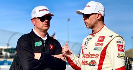 Analysis: Chemistry of Chris Gabehart, Denny Hamlin shines in Bristol triumph