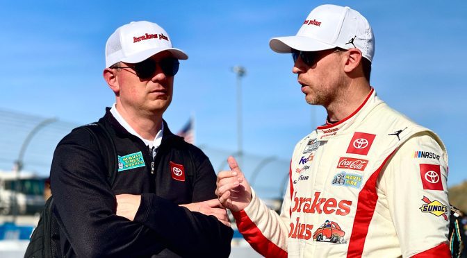 Analysis: Chemistry of Chris Gabehart, Denny Hamlin shines in Bristol triumph