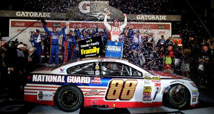 Chase Elliott, Hendrick Motorsports unveil throwback to Dale Jr.’s 2014 Daytona 500 win