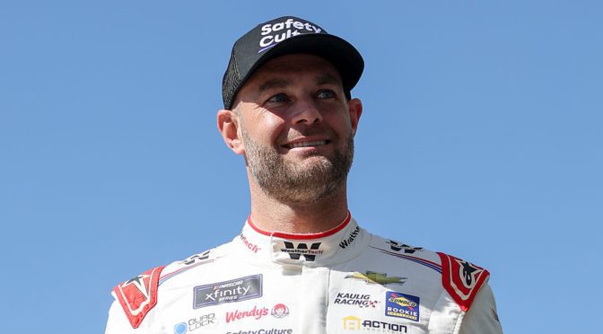 Featured image for Shane van Gisbergen running first double-duty weekend at COTA