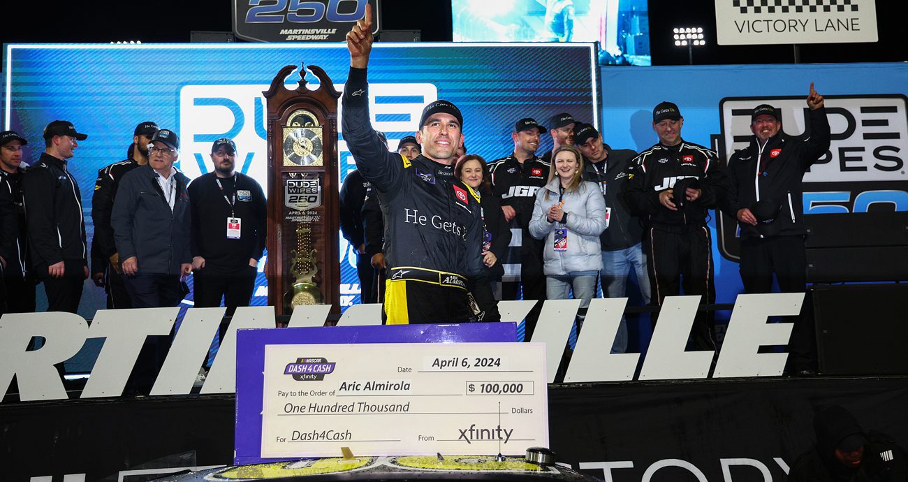 Almirola prevails, Smith's rally falls short in Dash 4 Cash NASCAR