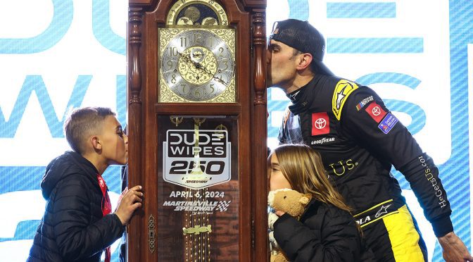 Featured image for Aric Almirola claims Xfinity Series victory, Dash 4 Cash prize at Martinsville