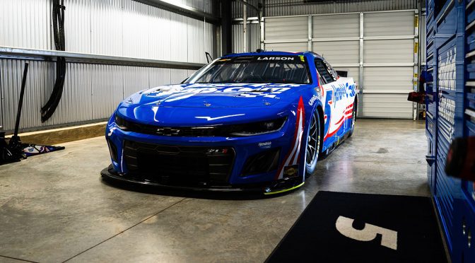 Kyle Larson, No. 5 team to serve pass-through penalty after Talladega start