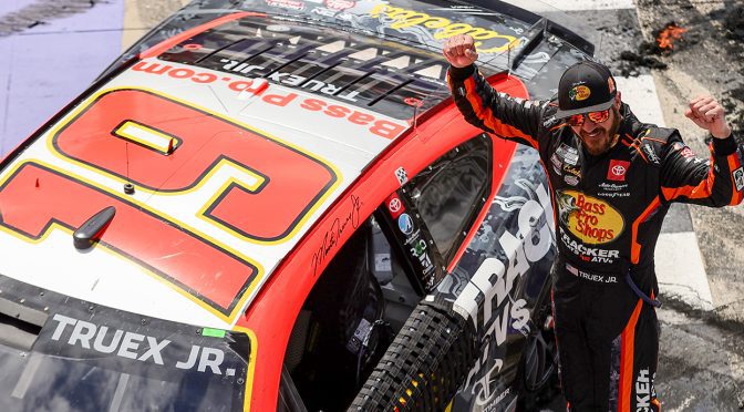 Racing Insights: Truex Jr. no longer the favorite in updated projection
