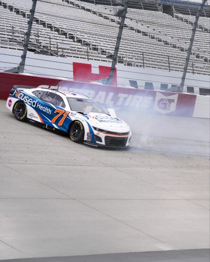 Zane Smith spins at Dover.