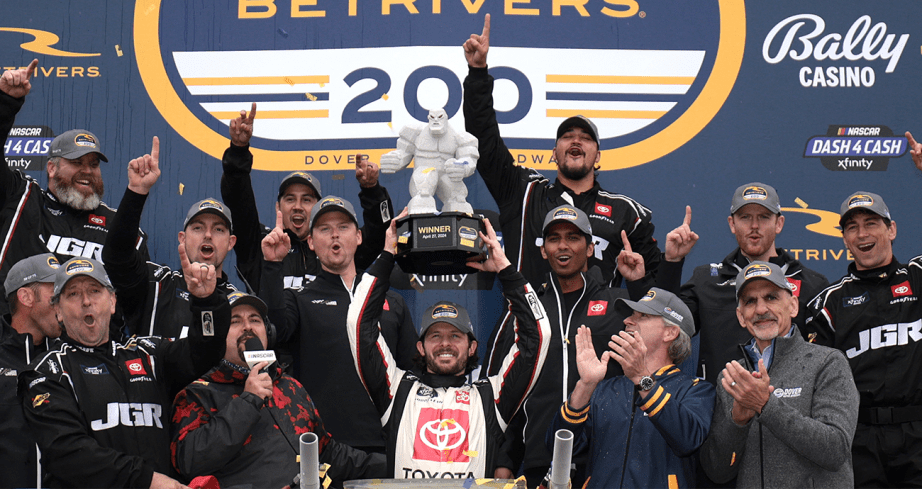 Ryan Truex celebrates with his crew