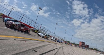 What to Watch: More moments to be made in Darlington throwback race