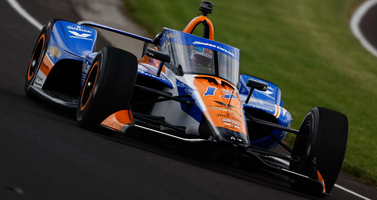 Larson ‘behind’ at Indy 500 practice, focuses on qualifying | NASCAR