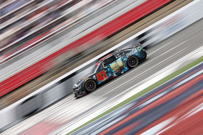 Ricky Stenhouse Jr. drives