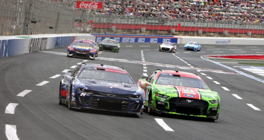 Ryan Blaney and William Byron race at Charlotte Motor Speedway