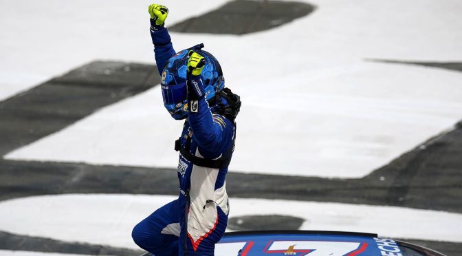 Featured Image for Chase Elliott rides strategic surge to Xfinity Series victory at Charlotte