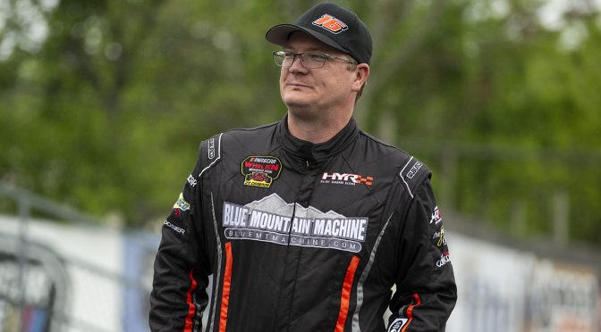 Featured Image for PIT BOX: Seekonk Speedway welcomes the Whelen Modified Tour for the J&R Precast 150