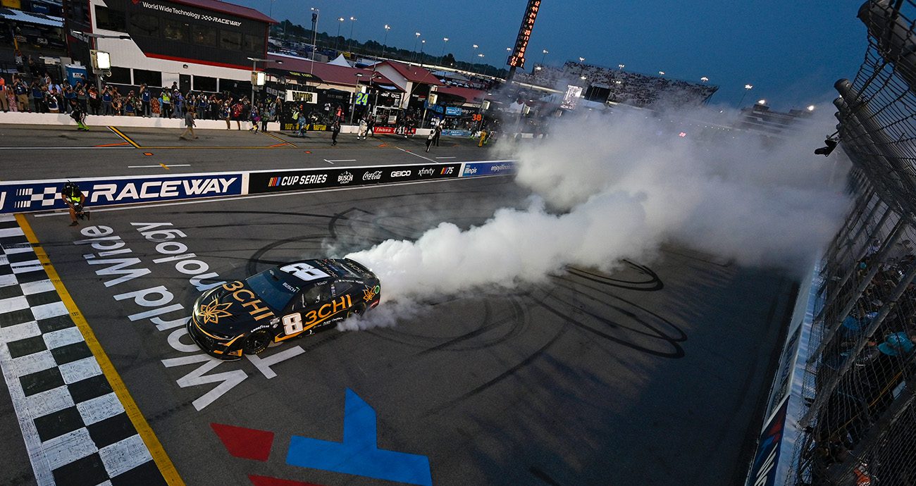 Kyle Busch does a victory burnout at World Wide Technology Raceway at Gateway.