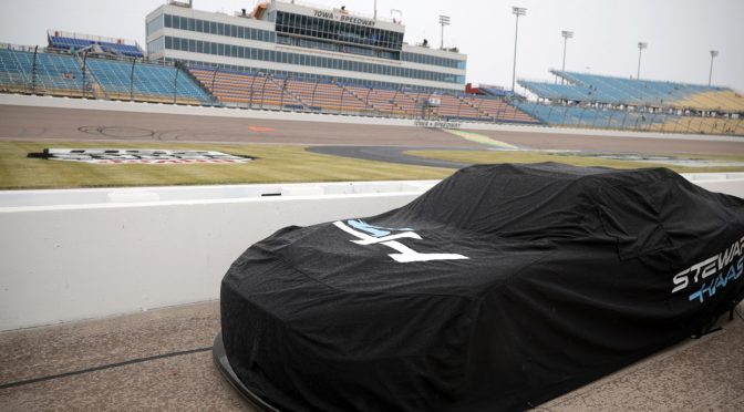 Rain puts Cup Series qualifying on hold at Iowa Speedway