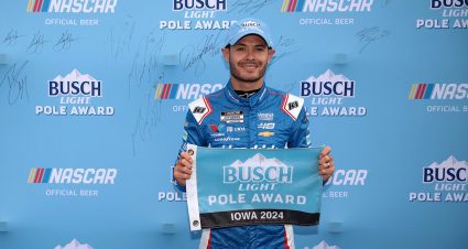 Kyle Larson secures Busch Light Pole at Iowa