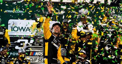 Ryan Blaney wins inaugural Cup race at Iowa, scores first 2024 victory