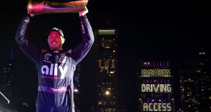 Alex Bowman wins Chicago Street Race, snaps 80-race victory drought