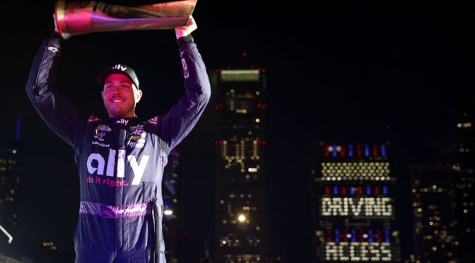 Alex Bowman wins Chicago Street Race, snaps 80-race victory drought
