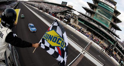 Kyle Larson surges to front late, wins first Brickyard 400