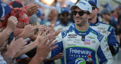 Daniel Suárez to return to Trackhouse Racing for 2025 season