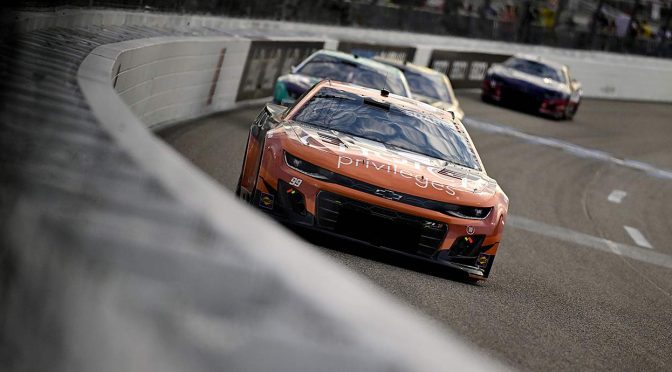 Featured Image for Daniel Suárez, Trackhouse make most of tire options, shake up strategy for Richmond top 10