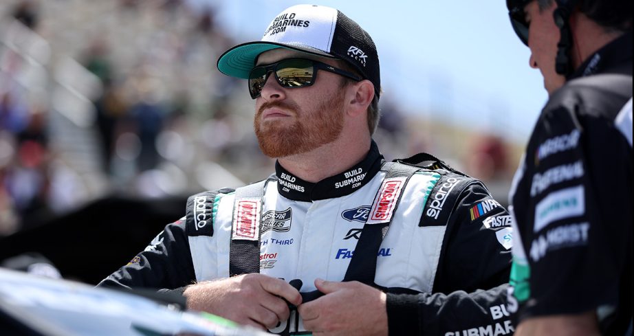 Chris Buescher, driver of the No. 17 BuildSubmarines.com Ford, prepares to qualify.