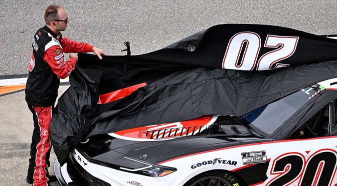 Featured image for Inclement weather delays Cup Series race at Michigan