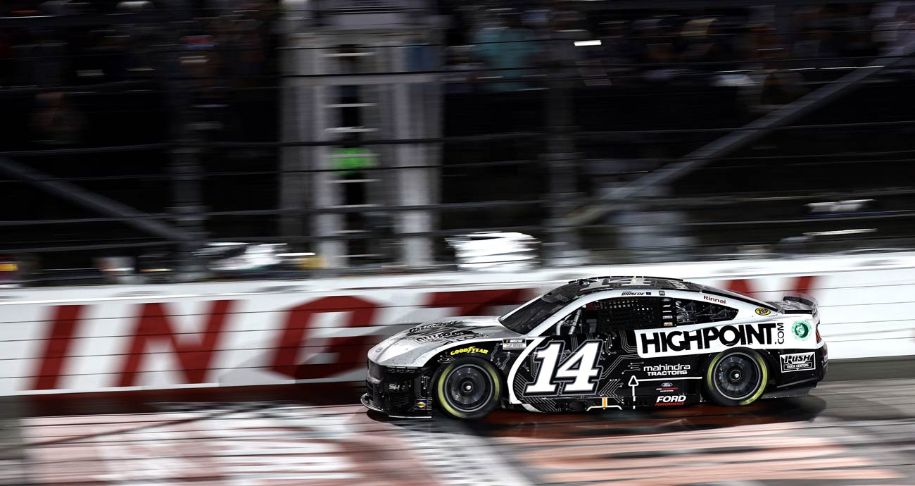Chase Briscoe crosses the start/finish line in his No. 14 Stewart-Haas Racing Ford at Darlington Raceway.