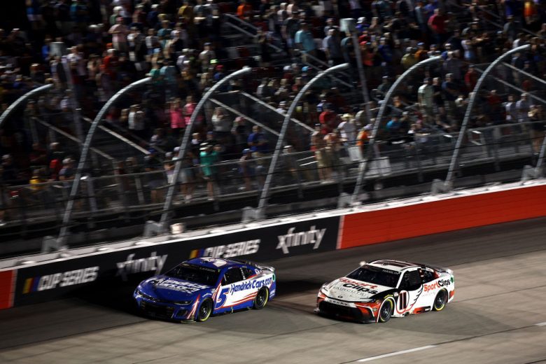 larson and hamlin race