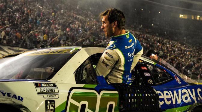 Featured image for Daniel Suárez, Chase Briscoe scrape by at Bristol, advance to Round of 12