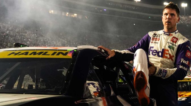 Featured image for JGR split decision at Bristol: Denny Hamlin wills his way into Round of 12; Truex, Gibbs eliminated