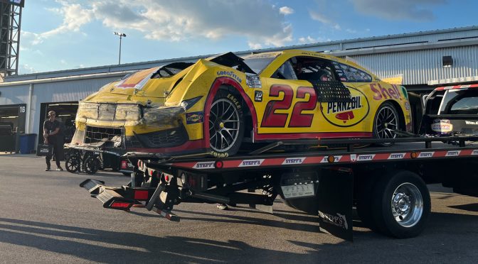 Featured Image for Crew chiefs, NASCAR officials collaborate on DVP policy to close season