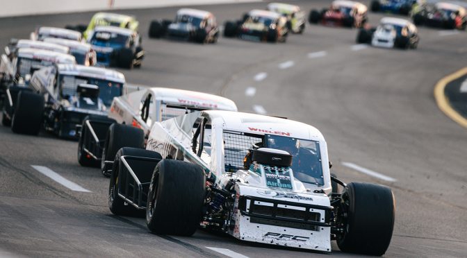Featured Image for 20 years and counting: Why Whelen and the Modified Tour are the perfect grassroots racing match
