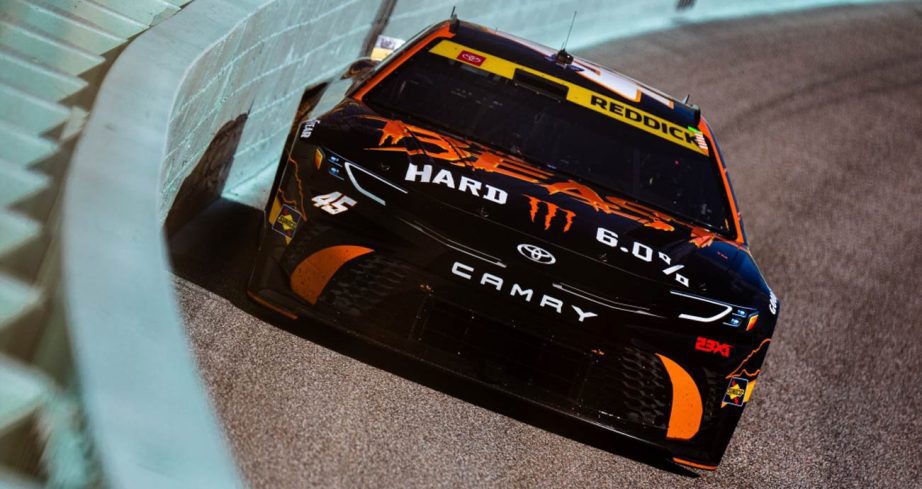 Tyler Reddick races on the high line at Homestead-Miami Speedway.